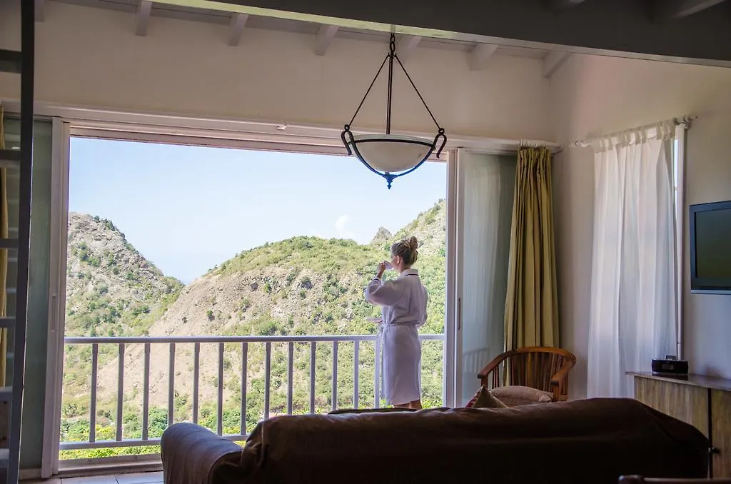 Queens Gardens Resort - A Hampshire Classic The Bottom  Bonaire, Saint Eustatius and Saba